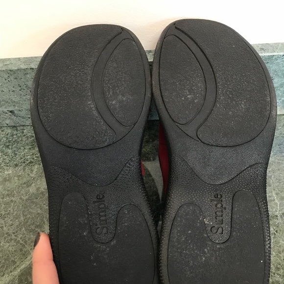 Red Mary-Jain flats 🥿 - Picture 6 of 6